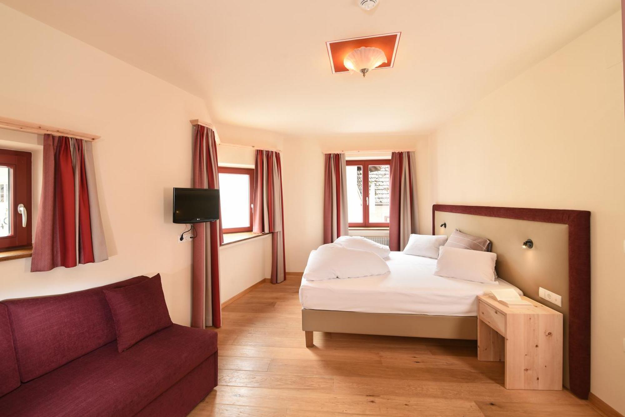 Hotel Gassenwirt キエーネス エクステリア 写真